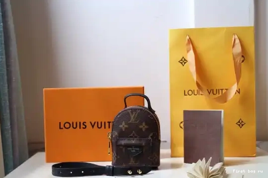 WRIST BAG LOUIS VUITTON 0430